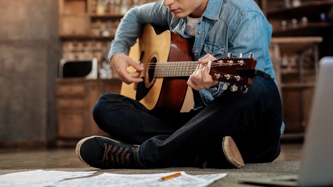 Guitar learning and development tools