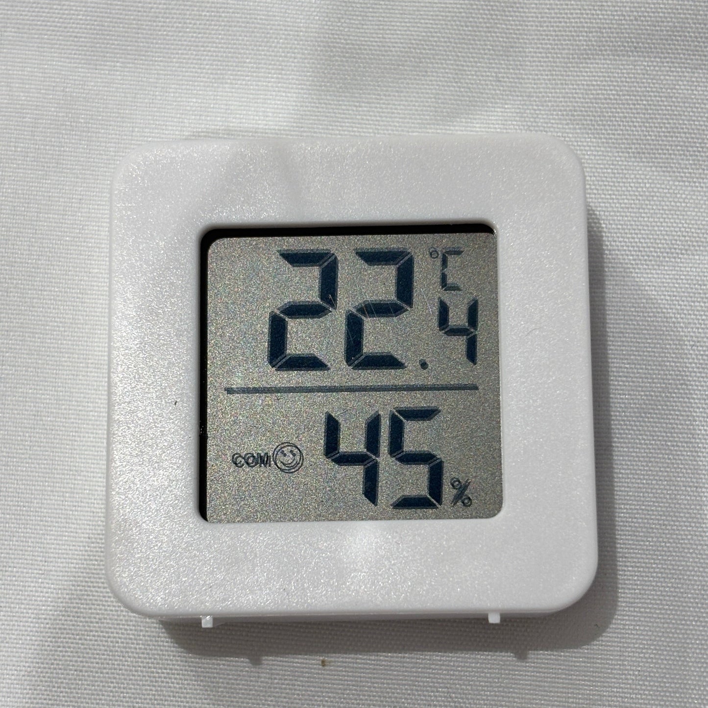 LCD Digital Thermometer & Hygrometer - Guitar Humidity Sensor, Temperature Monitor | Guitars Limited