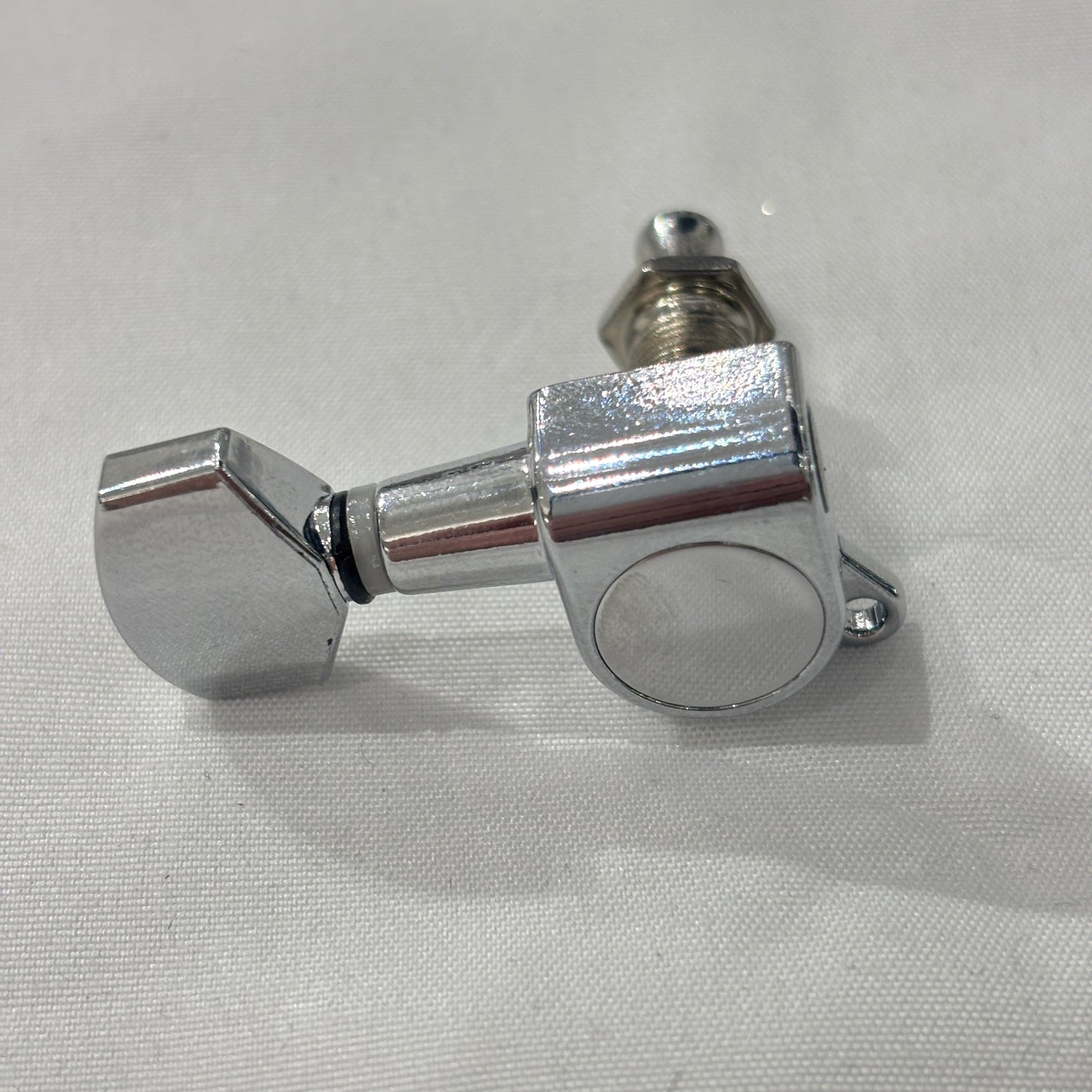 Guitar Tuners Machine Heads -ST-style / TL-style - 3L+3R or 6-in-a-line, 19:1 Ratio, Gold/Chrome/Black | Guitars Limited