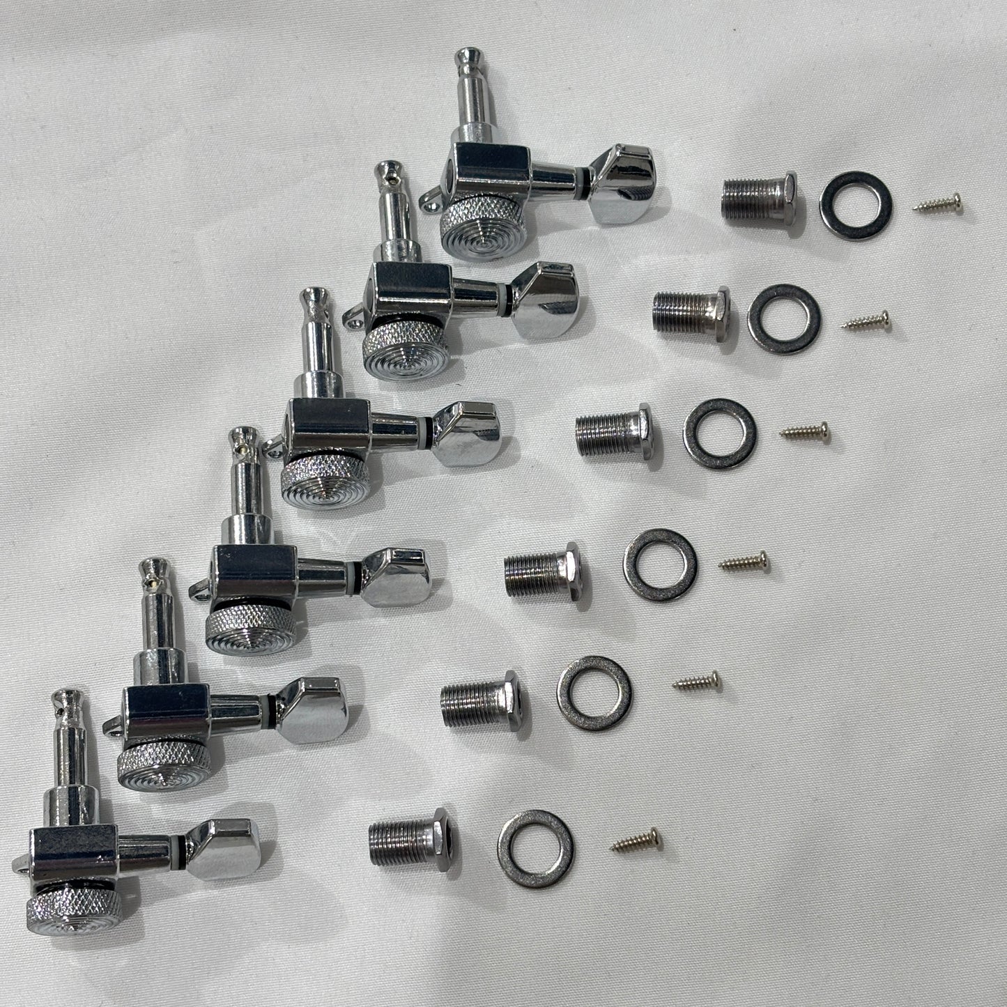 Locking Guitar Tuners / Machine Heads - 6-in-Line Configuration for Stratocaster type guitars | Guitars Limited