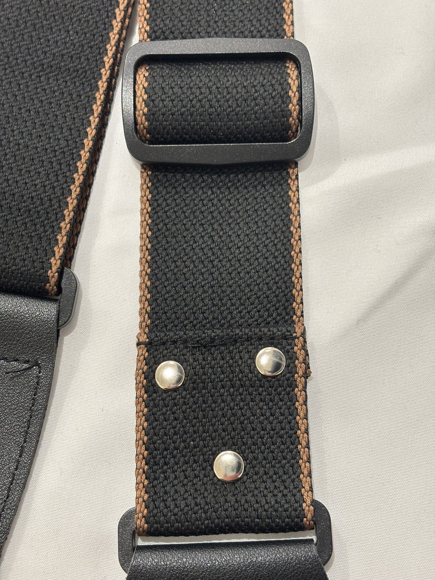 P&P Guitar Strap - Black with Chrome Rivets, Adjustable | Guitars Limited