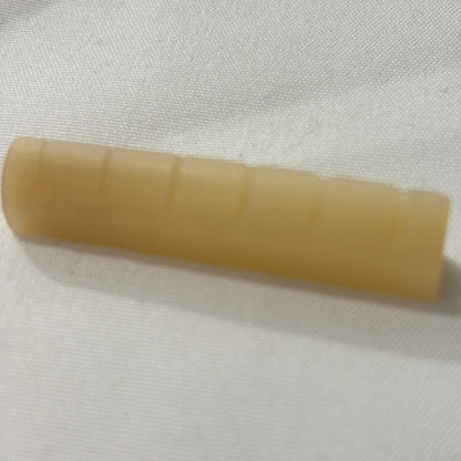 Unbleached Bone Acoustic Guitar Saddle and Nut Set - Compensated, 6.7mm String Spacing | Guitars Limited