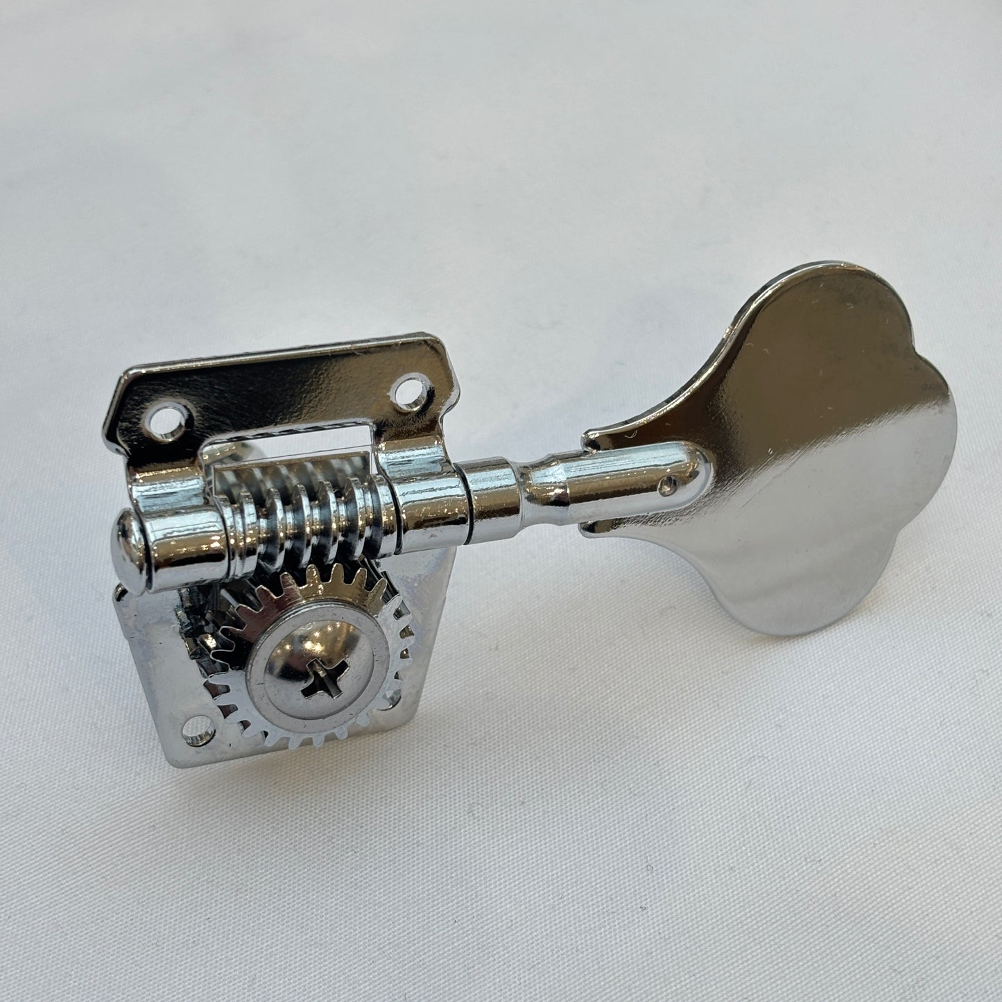 4-String Bass Guitar Tuning Pegs - Open Vintage Style for Fender-type Bass (Gold, Chrome & Black options) | Guitars Limited