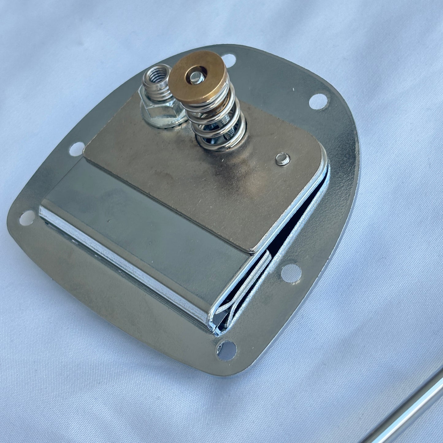 Fender Jaguar/Jazzmaster Compatible Tremolo Unit | Guitars Limited
