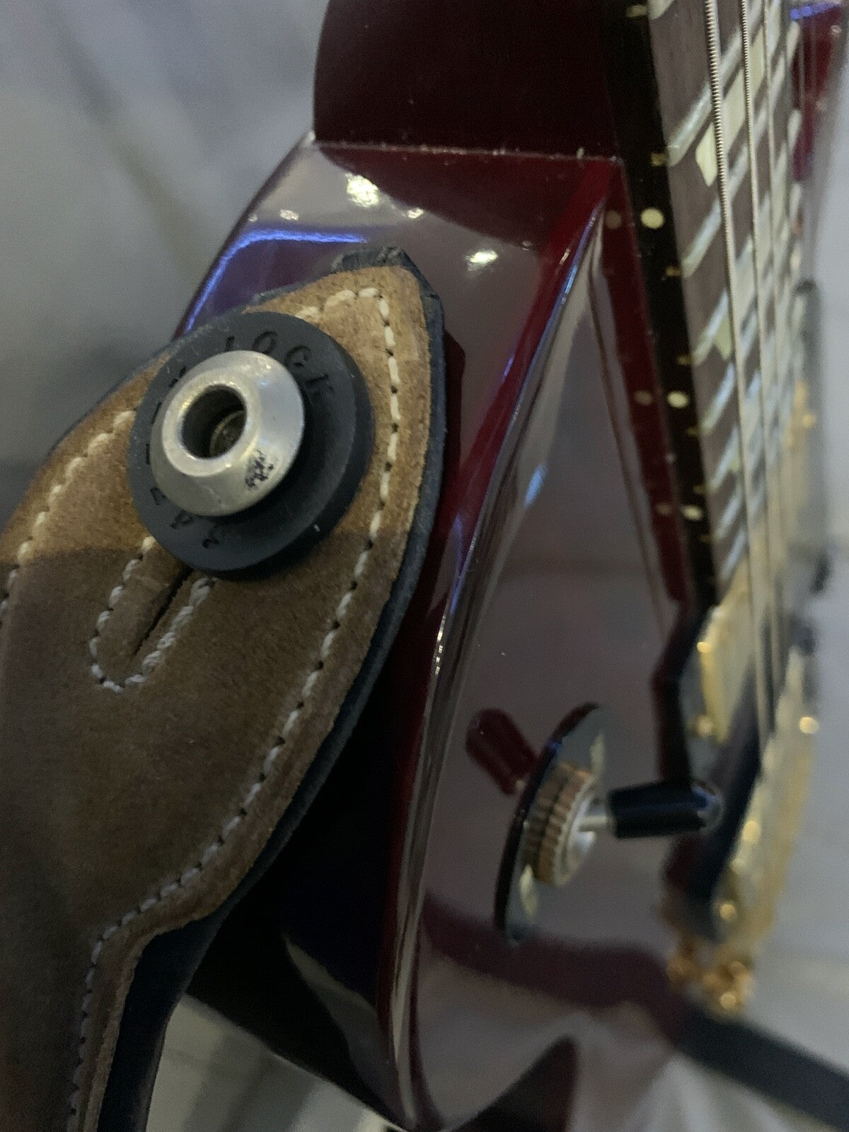 Guitar Strap Locks - Black - Rubber Strap Stoppers Washers